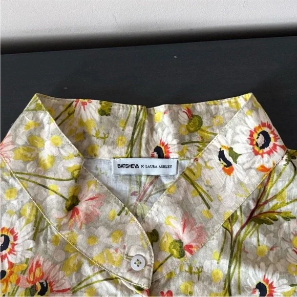 NWT Batsheva x Laura Ashley Grace Blouse in
Witton Floral Sz 10 - Picture 8 of 13